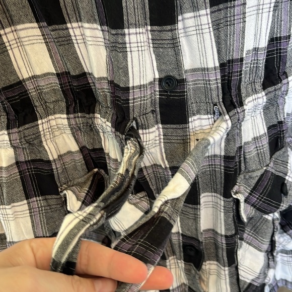 Women’s Christopher & Banks purple gray plaid button up size large - Picture 5 of 9